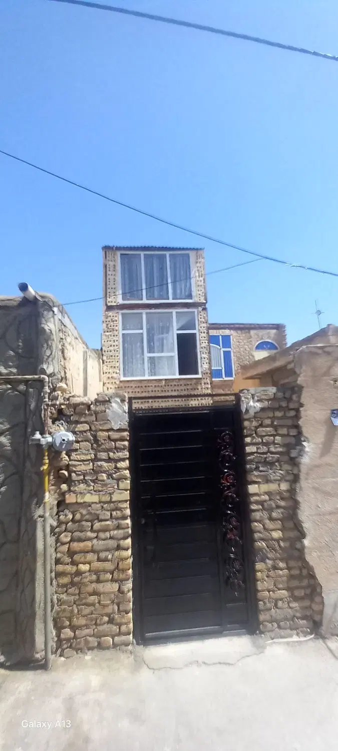 ۹۰مترهوایی پشت‌بام  طبقه دوم خواج ربیع بهمن ۱۶