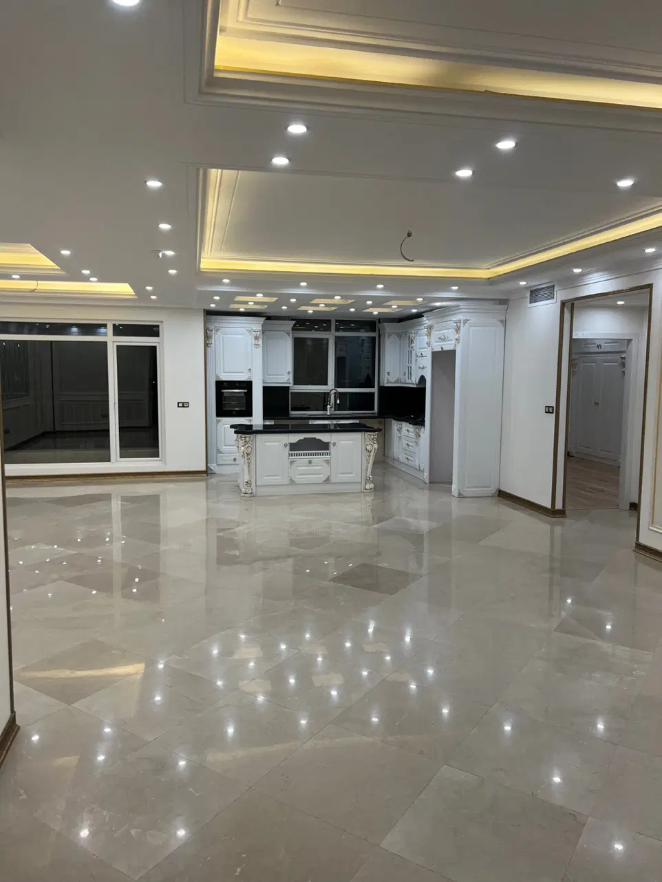 ۱۹۵متر تکواحدی شمال فردوس شرق۱۱ساله