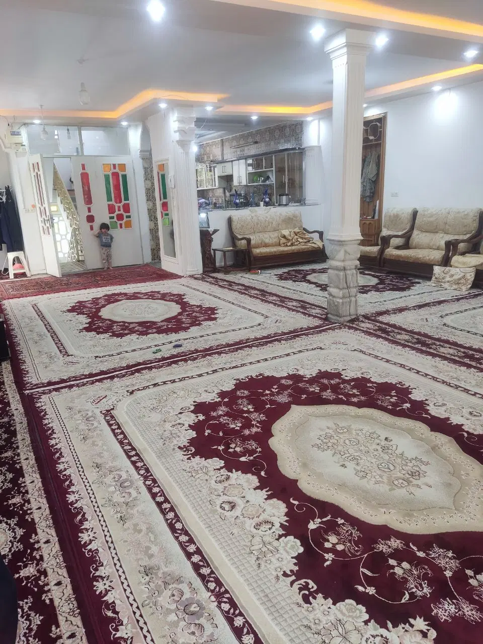 ویلای۲۷۵متر_خیابان رسالت_جنوبی_پارکینگ_املاک پرهام