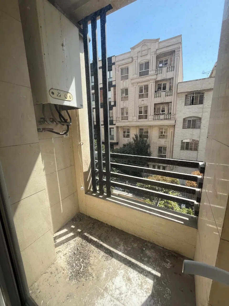 73متر_2خواب_فول امکانات_کم سن_کافی ماسوله