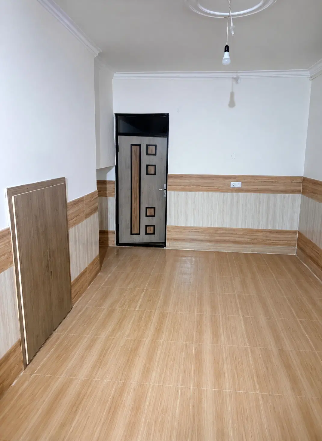 طبقه بالا ۸۰ متری شهرک صدف