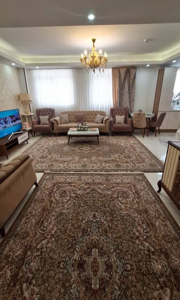 ۷۲ متری_ پارکینگ آسانسور انباری_ بریانک