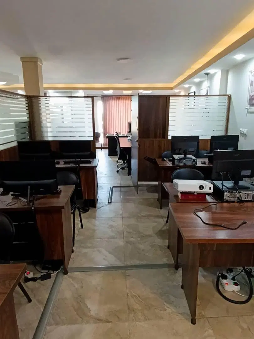 واحد تجاری و مسکونی بر بلوار مهیاشهر