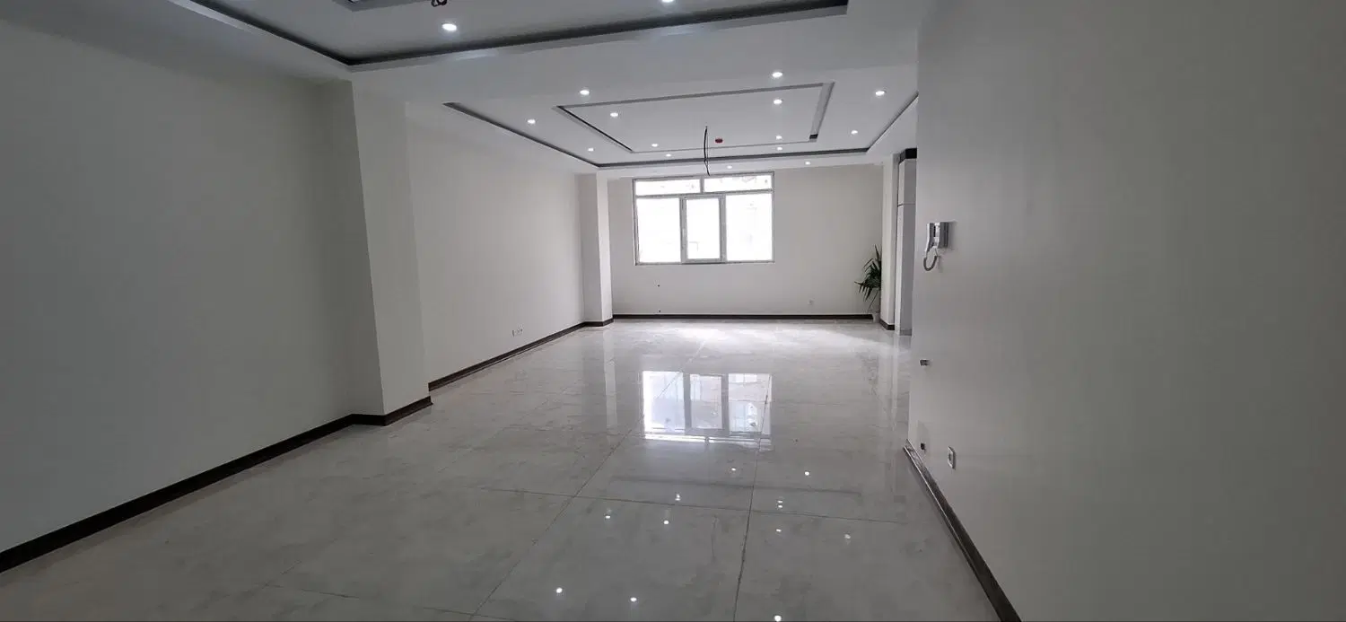 آپارتمان ۱۵۰ متری مناسب برای سرمایه گذاری غرق نور