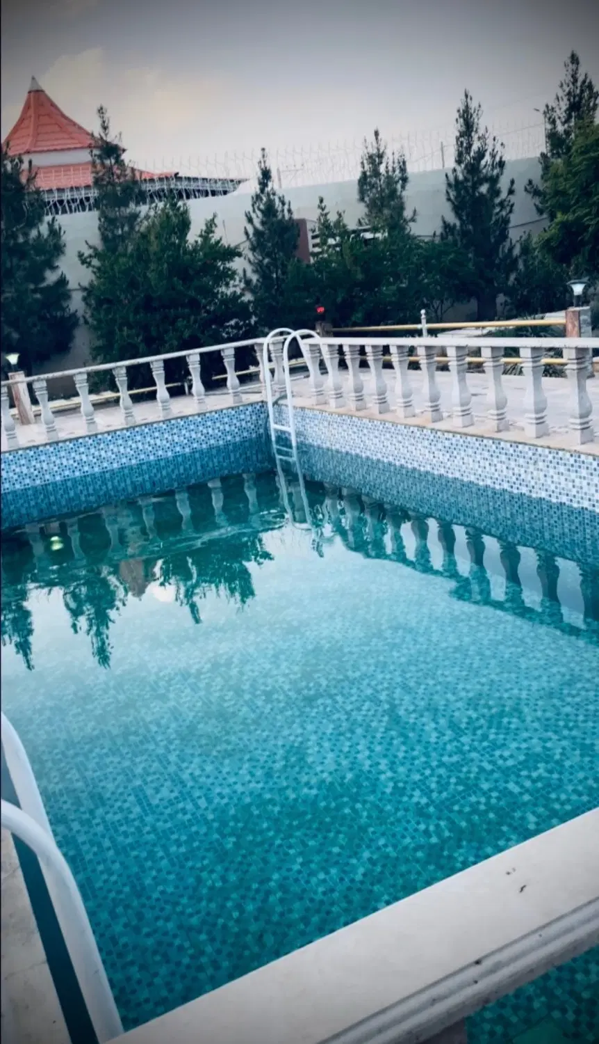 باغ ویلای هزار متری منوچهراباد ( شهرضا)