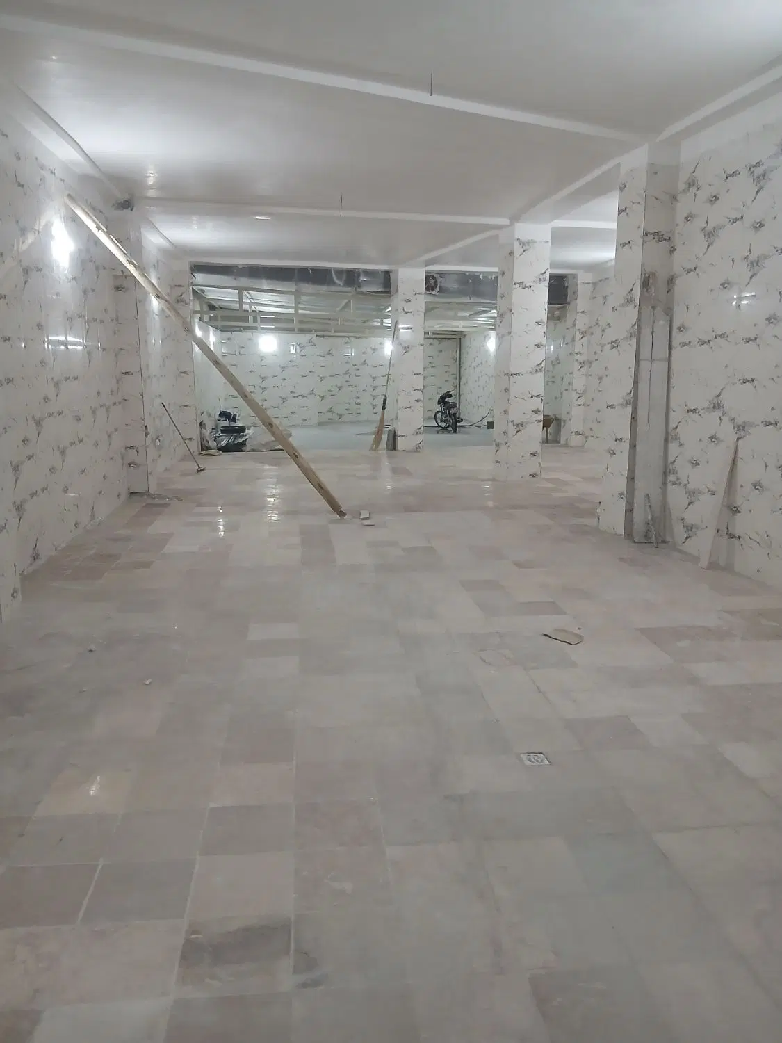 اجاره سالن 250متری بهداشتی