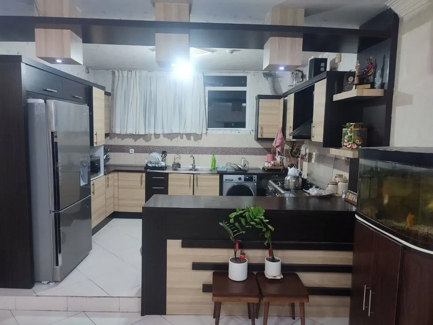 اپارتمان ۹۰ متری فول امکانات شیک وتمیز