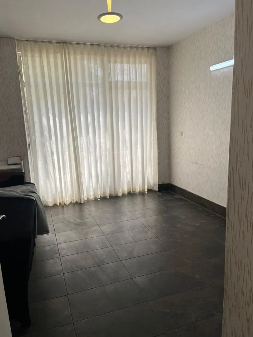 اجاره اتاق ۱۵ متری در سالن زیبایی