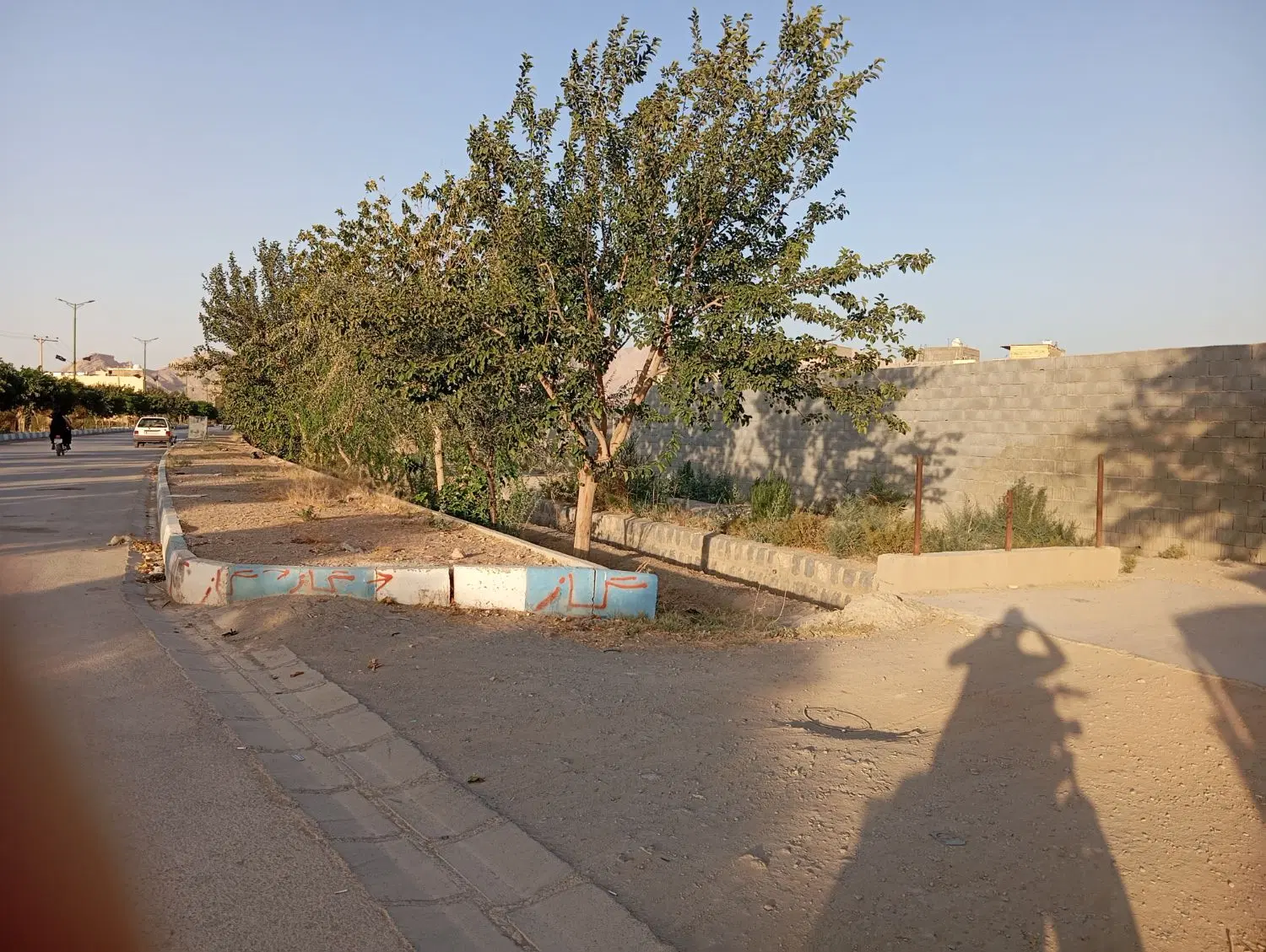 زمین برخیابان اصلی جولرستان