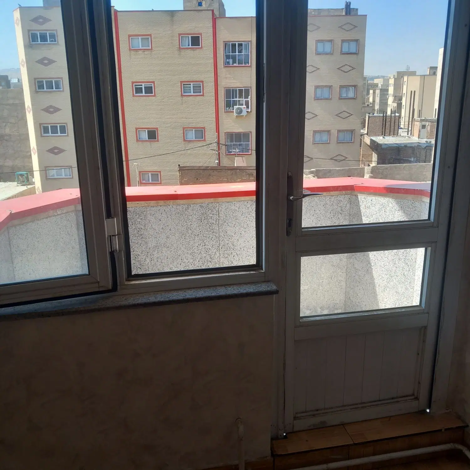 آپارتمان نقلی