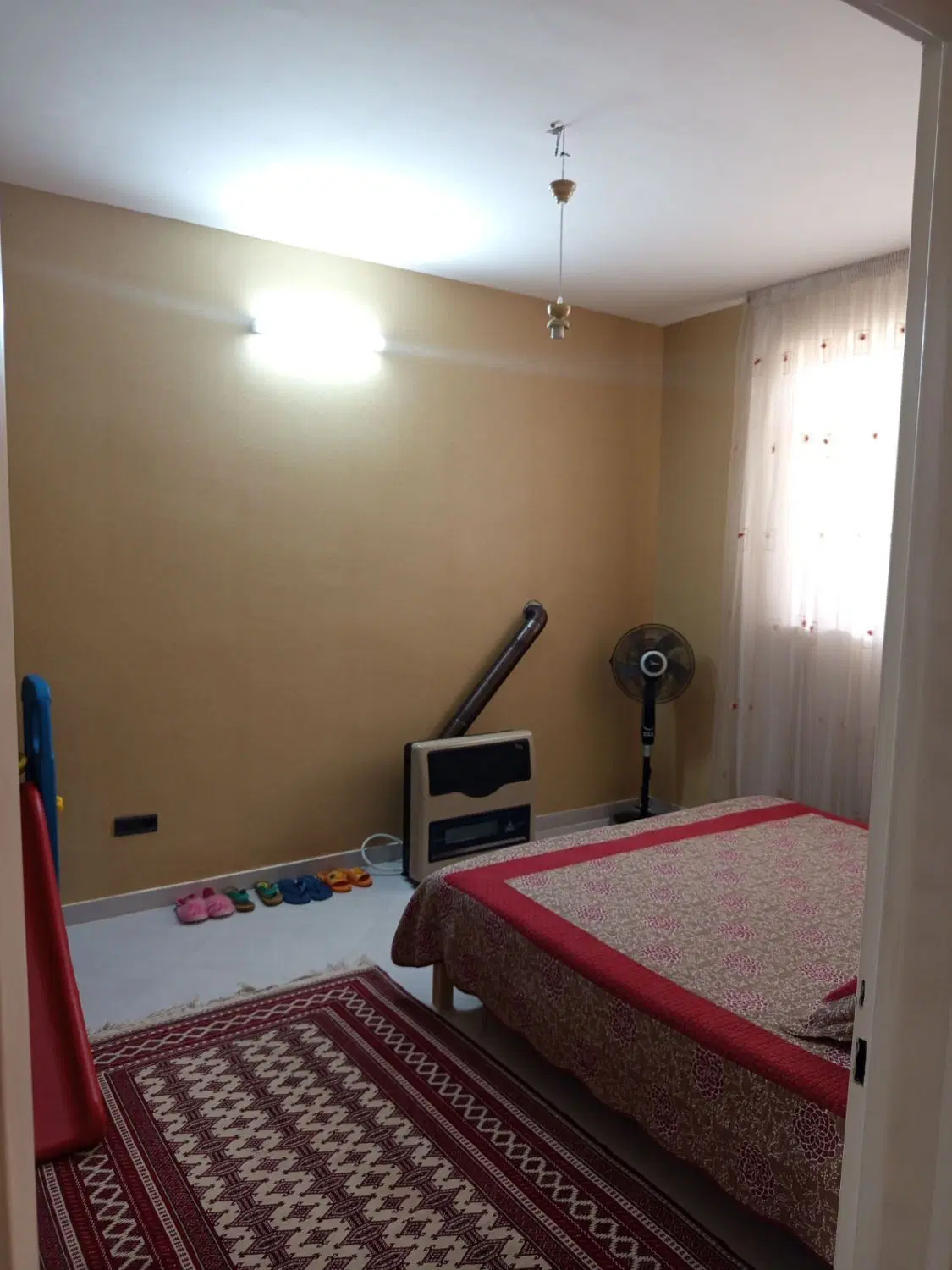مرکز شهر به قیمت