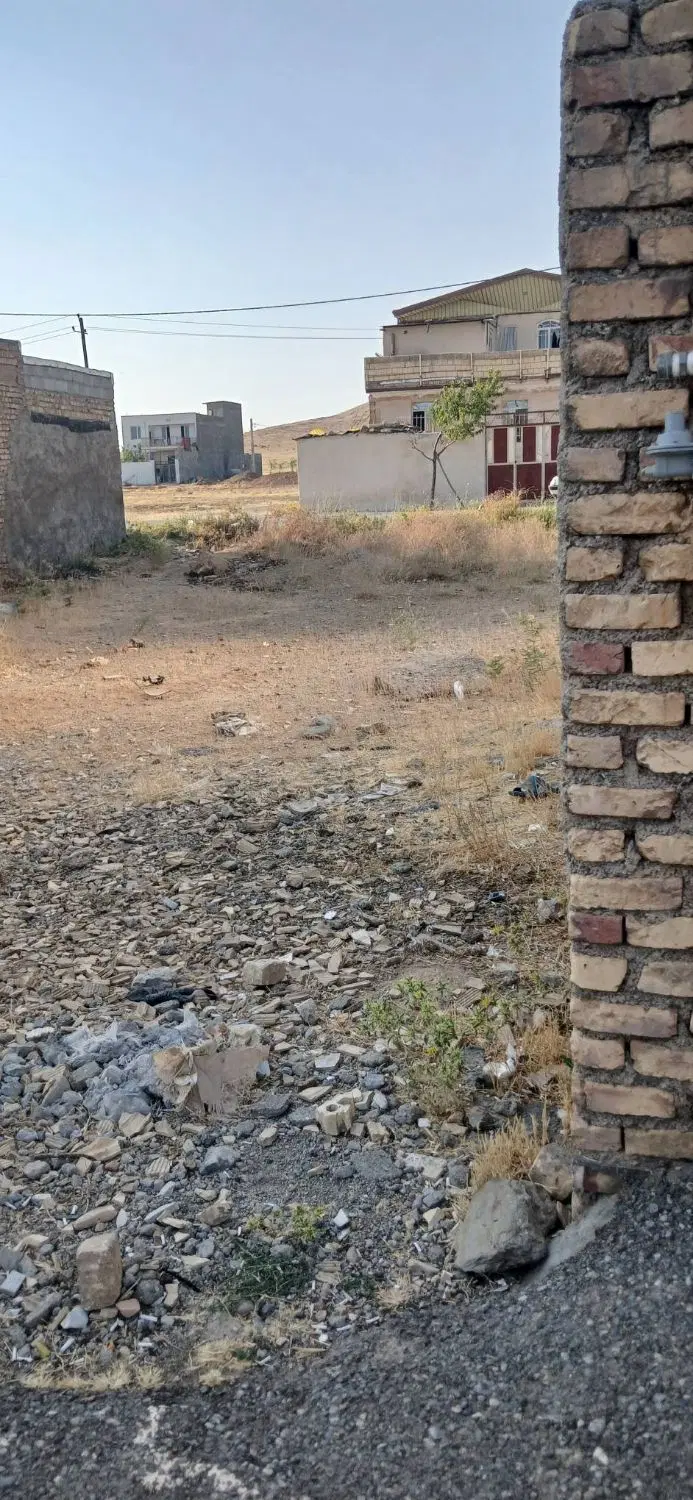 زمین فروشی