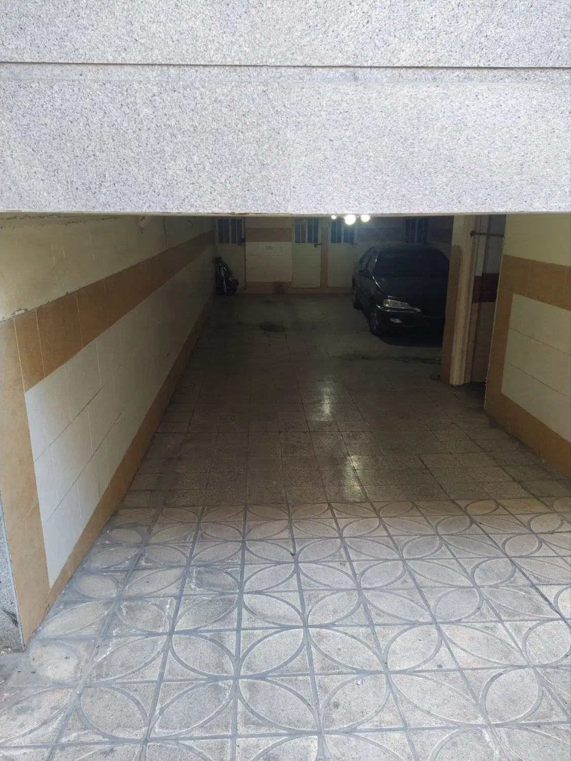 پارکینگ ماشین اجاره ایی