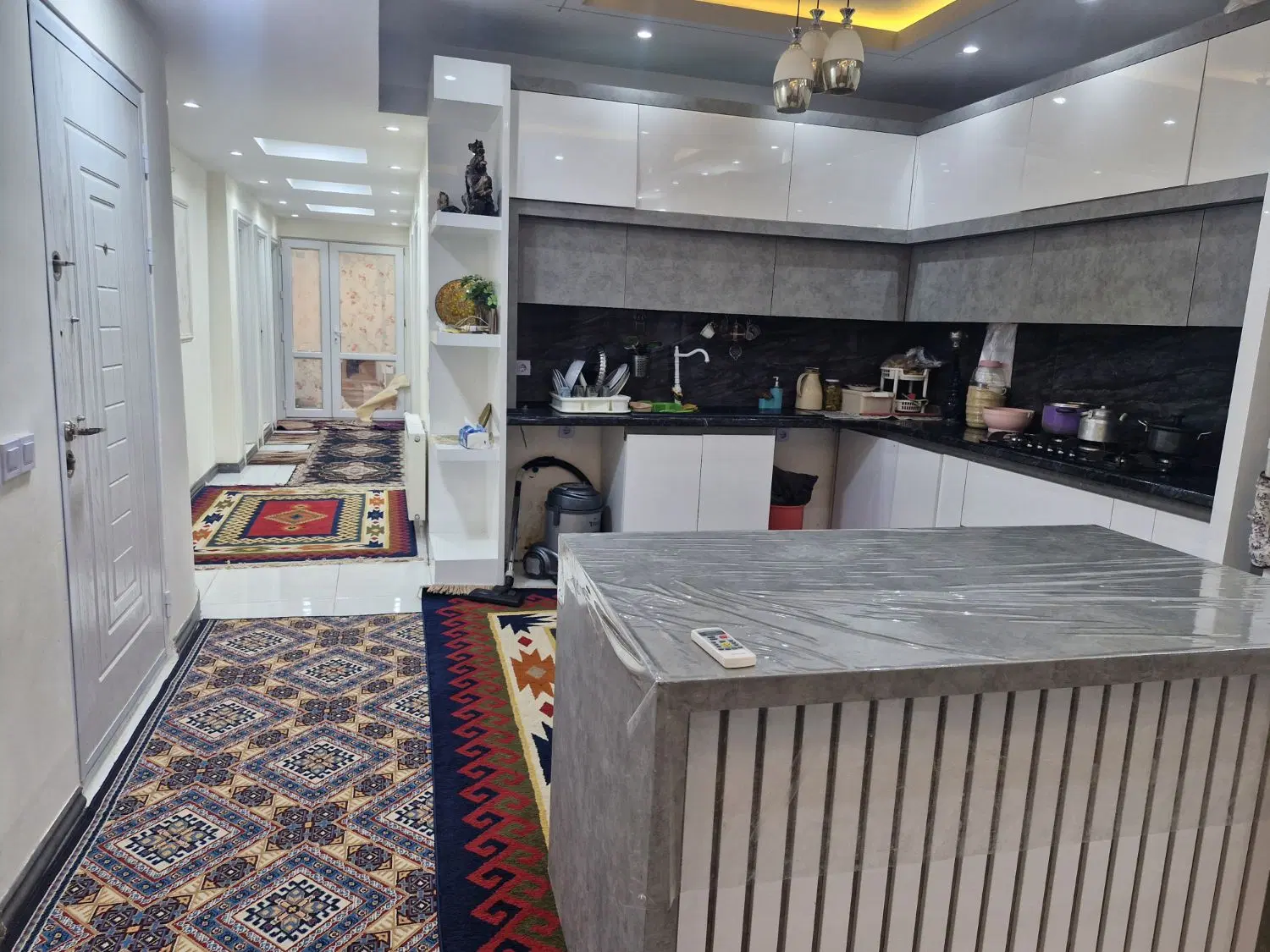 یوسف زاده 6میلان 4متراژ145قیمت مناس