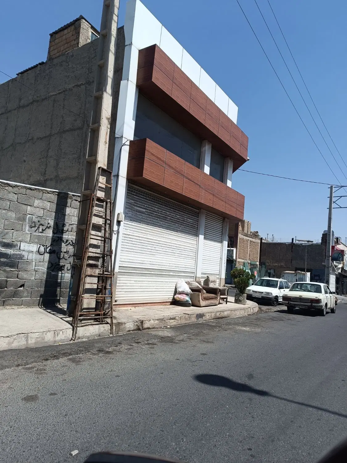 ۱۰۰۸ متر تجاری براصلی بلوار
