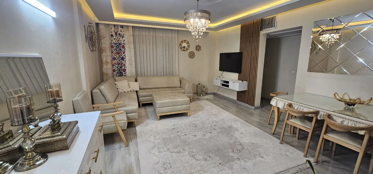 فروش آپارتمان ۷۳ متر دو خواب بازسازی شده