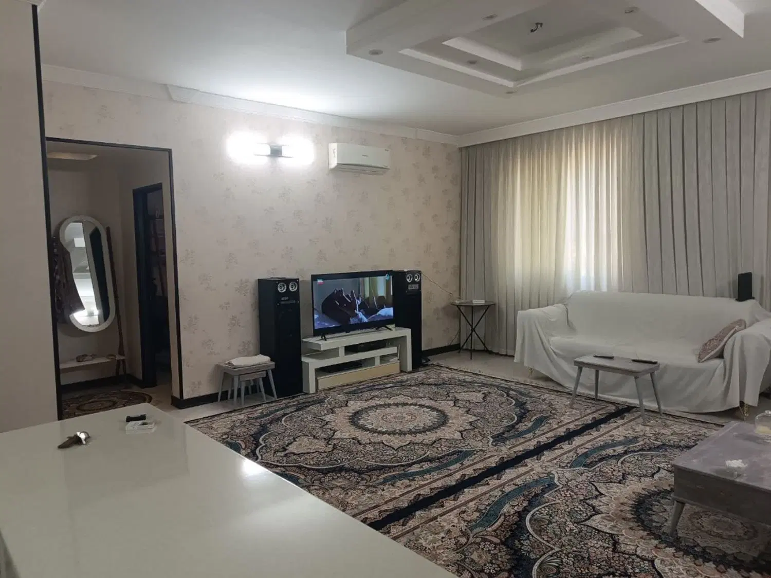 آپارتمان دوخوابه شیک