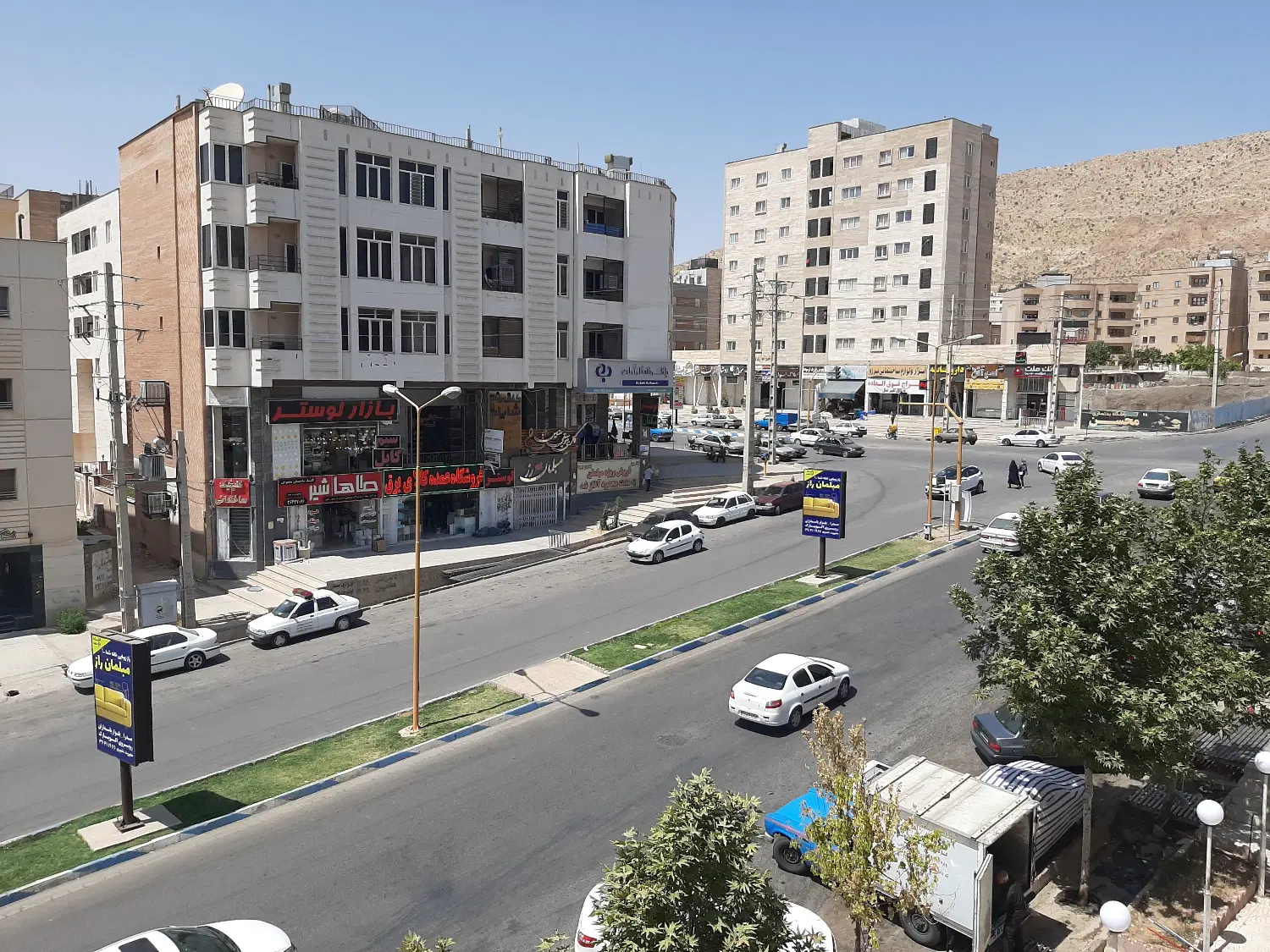 پلاک تجاری 265متری2برعرض12 فازیک صدرا
