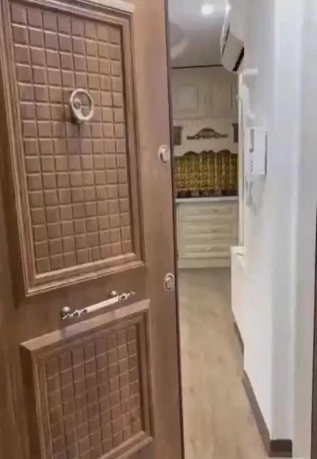 آپارتمان سه خواب ۱۲۰ متری  فول امکانات