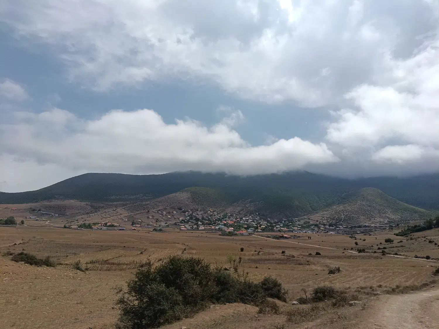 زمین نوشهر