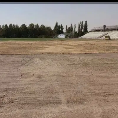 زمین 96 متری