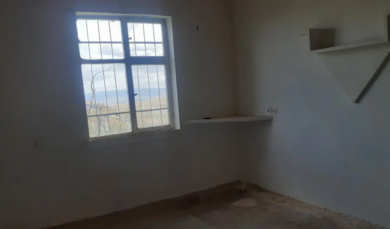 فروش ۱۲۰ متر خانه ویلایی و ۱۰۰۰ متر زمین