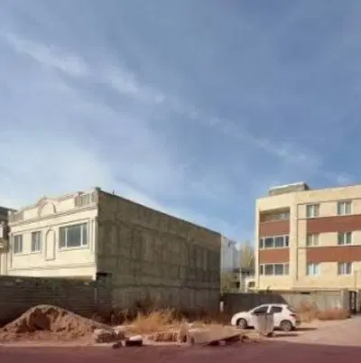 زمین مسکونی نبش در آغدام