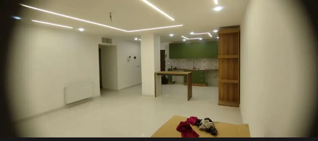 آپارتمان تاپ لوکیشن _ لوکس خوش نما _ پارکینگ انبار