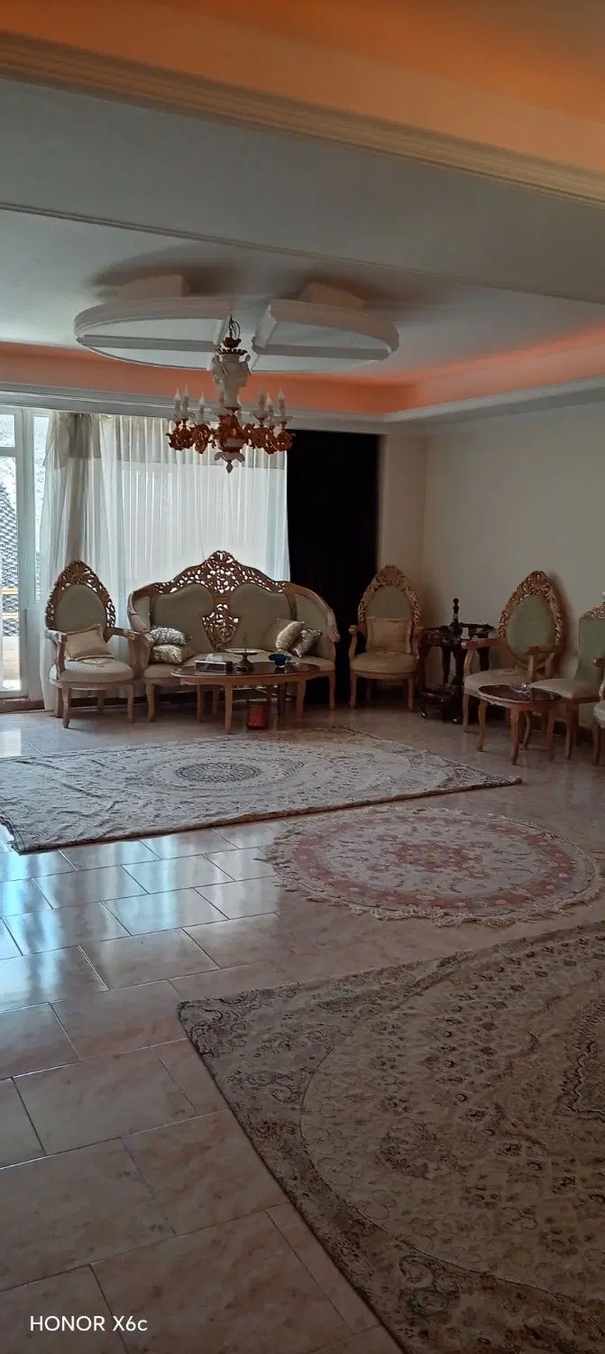 اپارتمان سه خوابه استاد معین