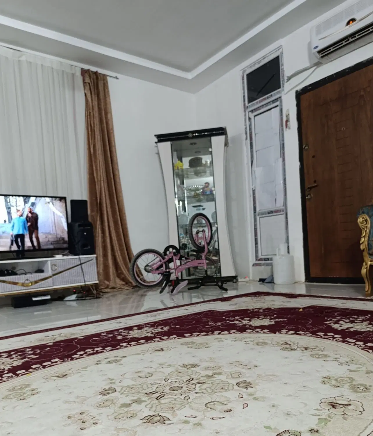 آپارتمان۱۱۰مترباپارکینگ طبقه اول