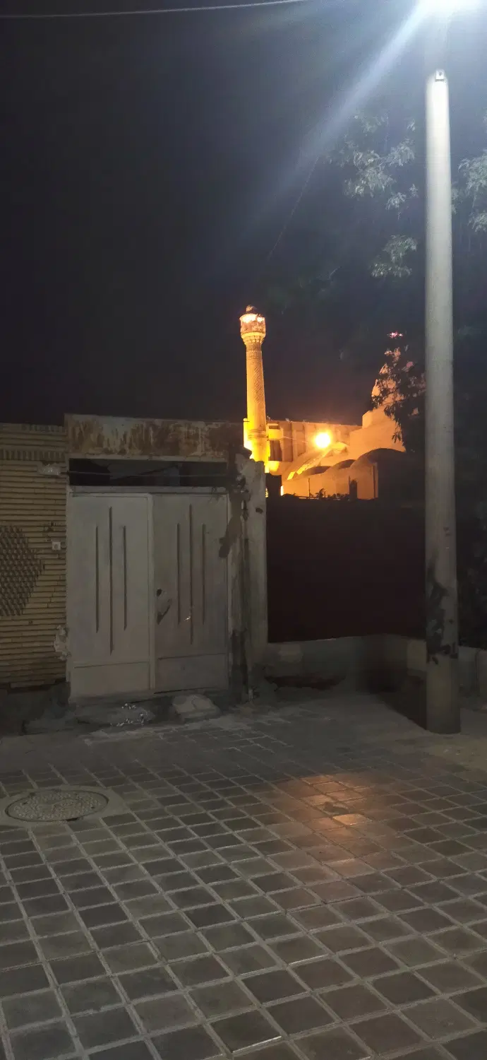 منزل کلنگی در میدان امام علی