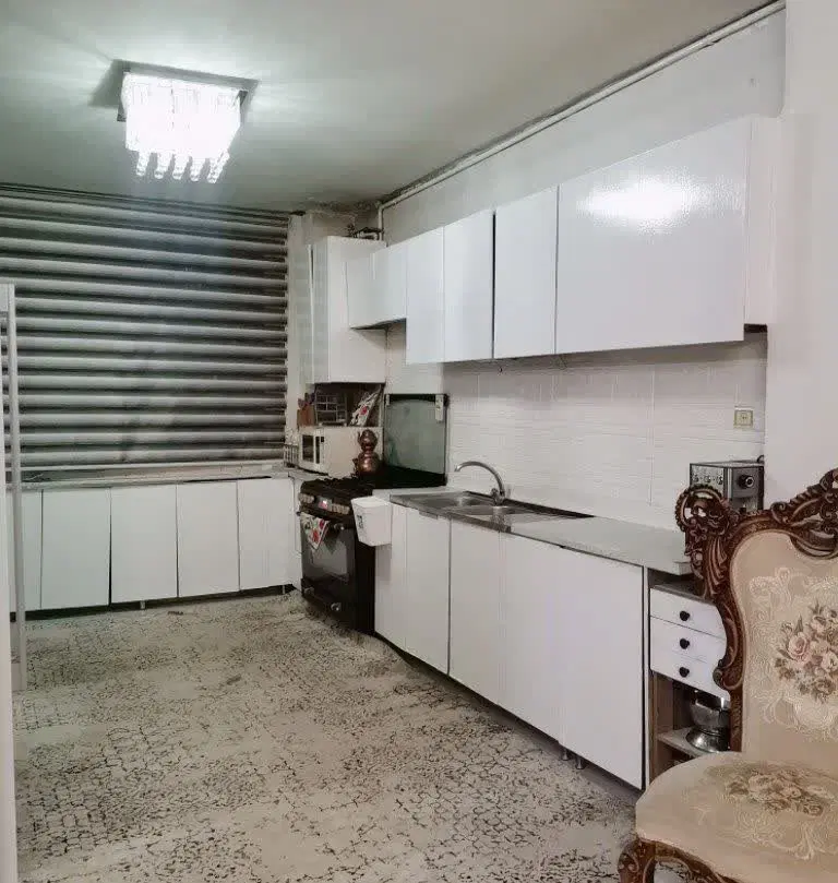 آپارتمان شیک و تمیز