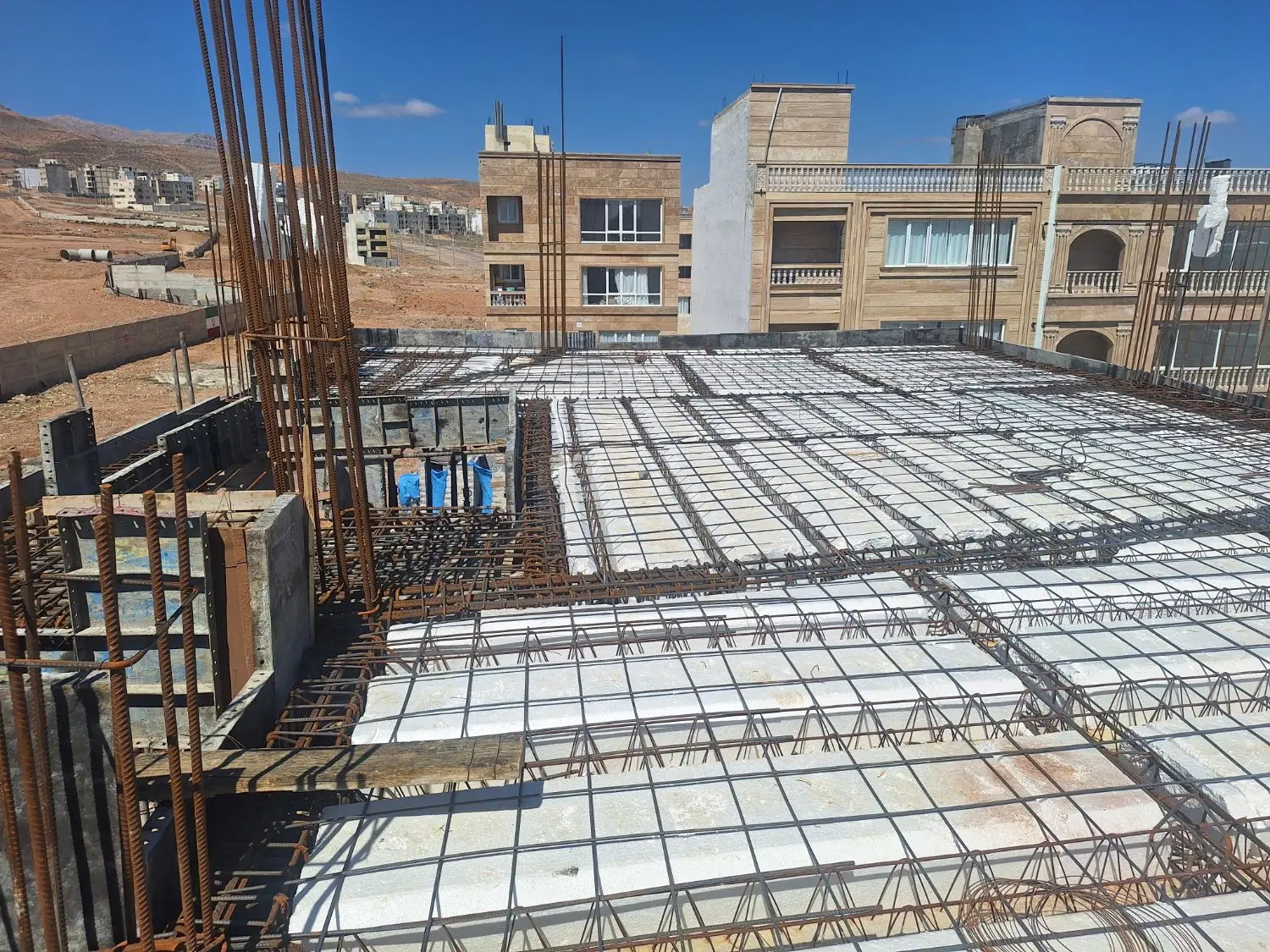 ۱۱۰ متر ۲خواب تکواحدی تراب پور