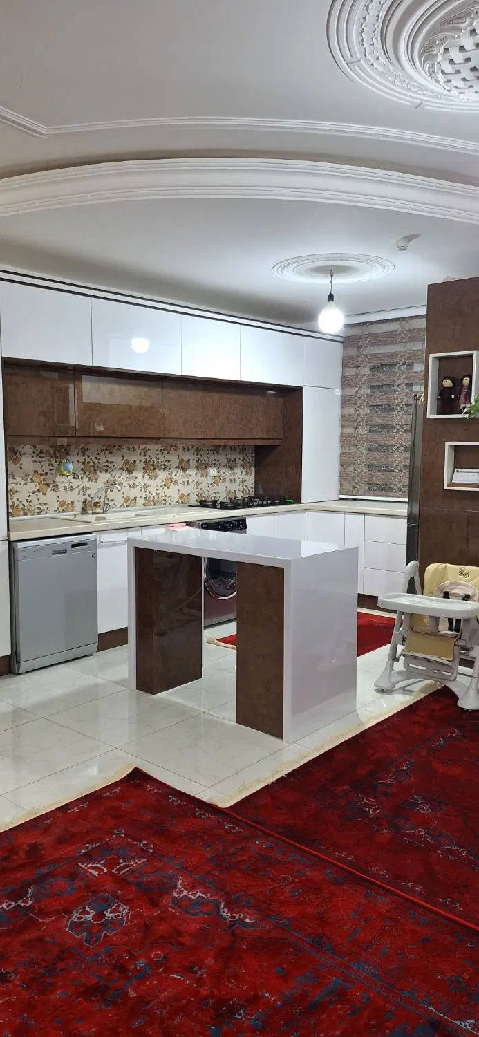 آپارتمان ۹۰ متری خیابان امام رضا