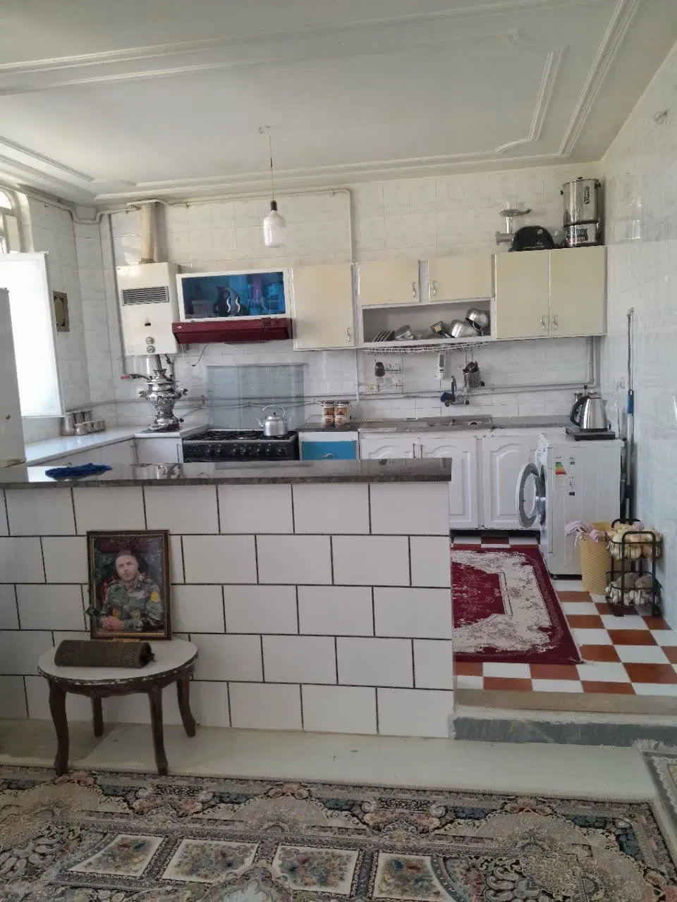 اجاره یک واحد مسکونی _ روبروی اداره گاز استان