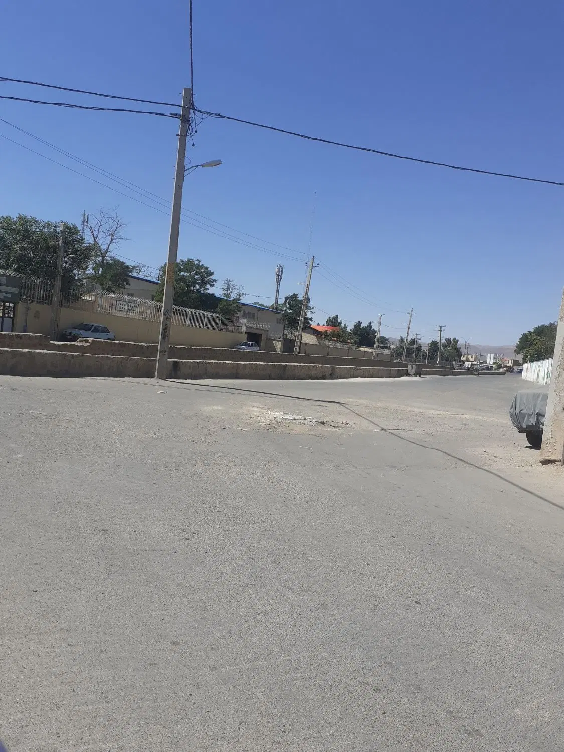 ملک تجاری مسکونی فروشی
