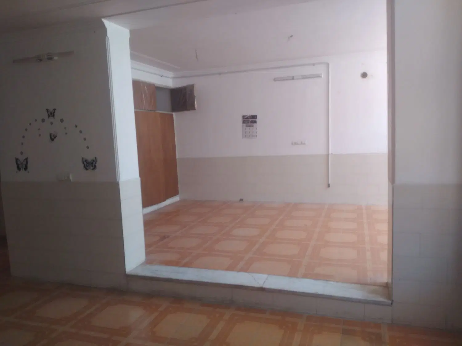 نیم طبقه مسکونی ۱۸۰ متر بلوار دانش