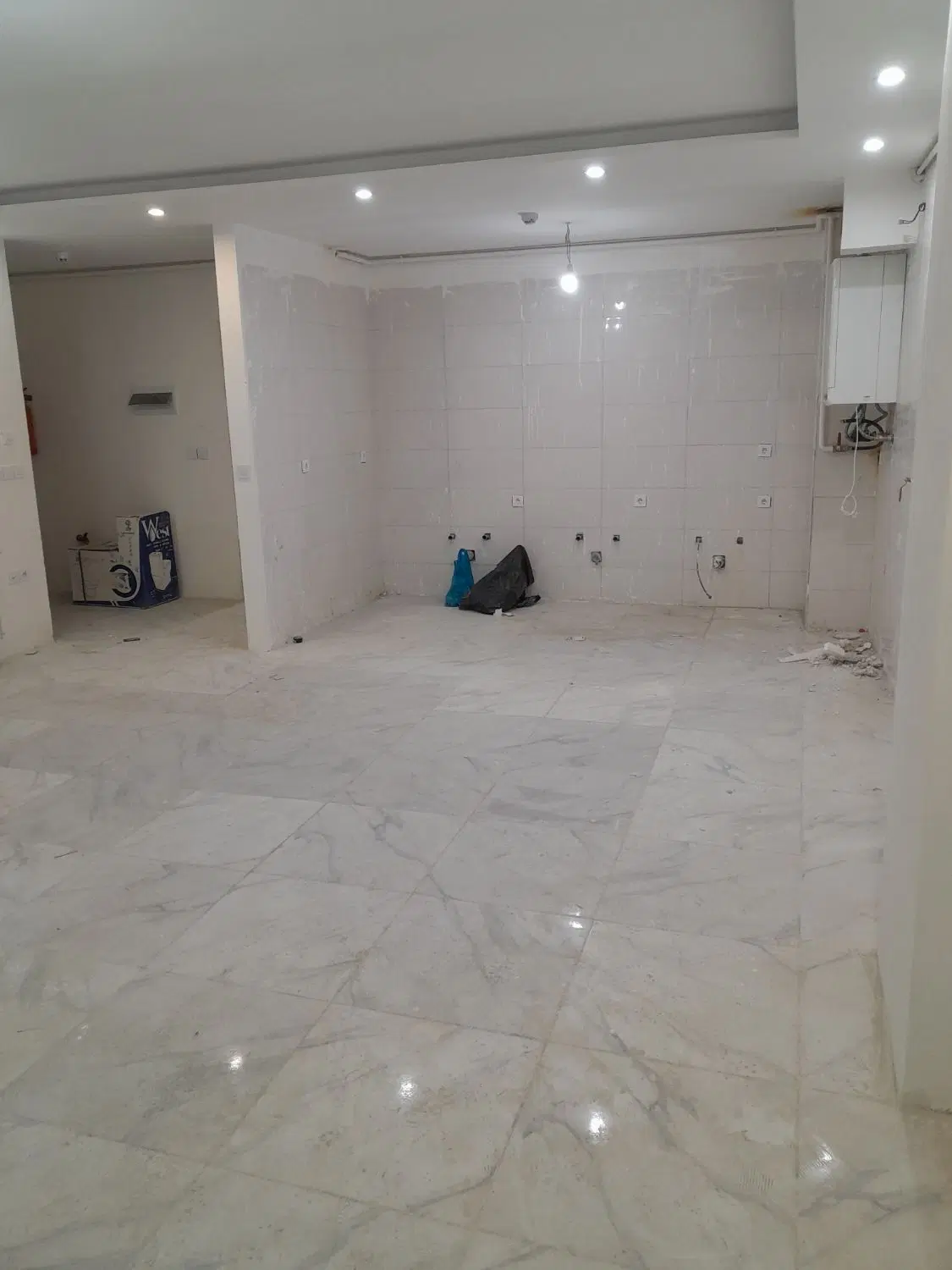 آپارتمان ۹۰متری باغ ایرانی خشک