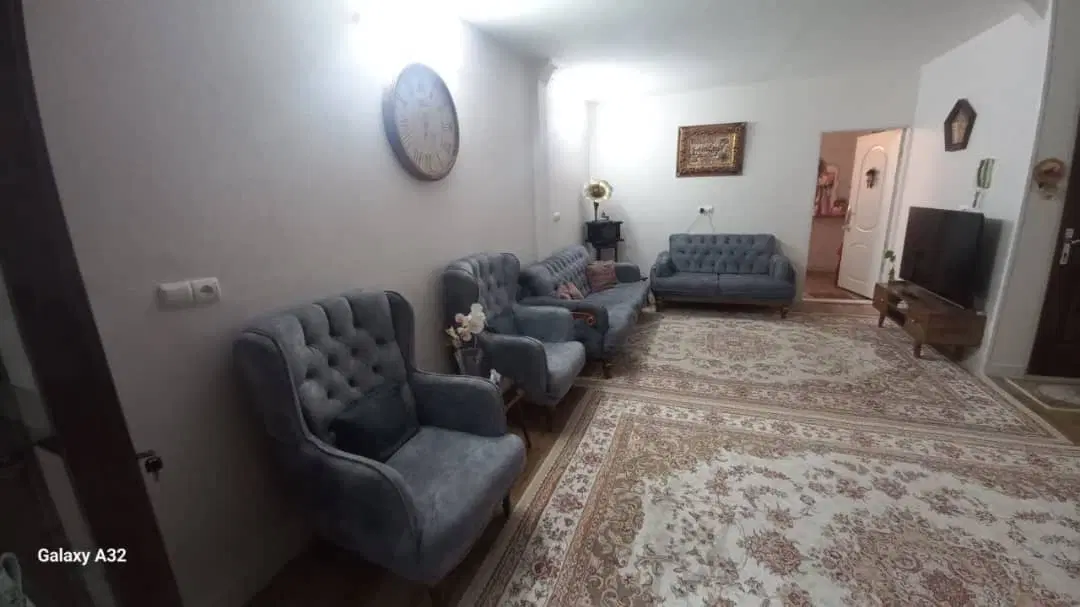 ۱۱۴ متر  ۳ طبقه بهر ۷