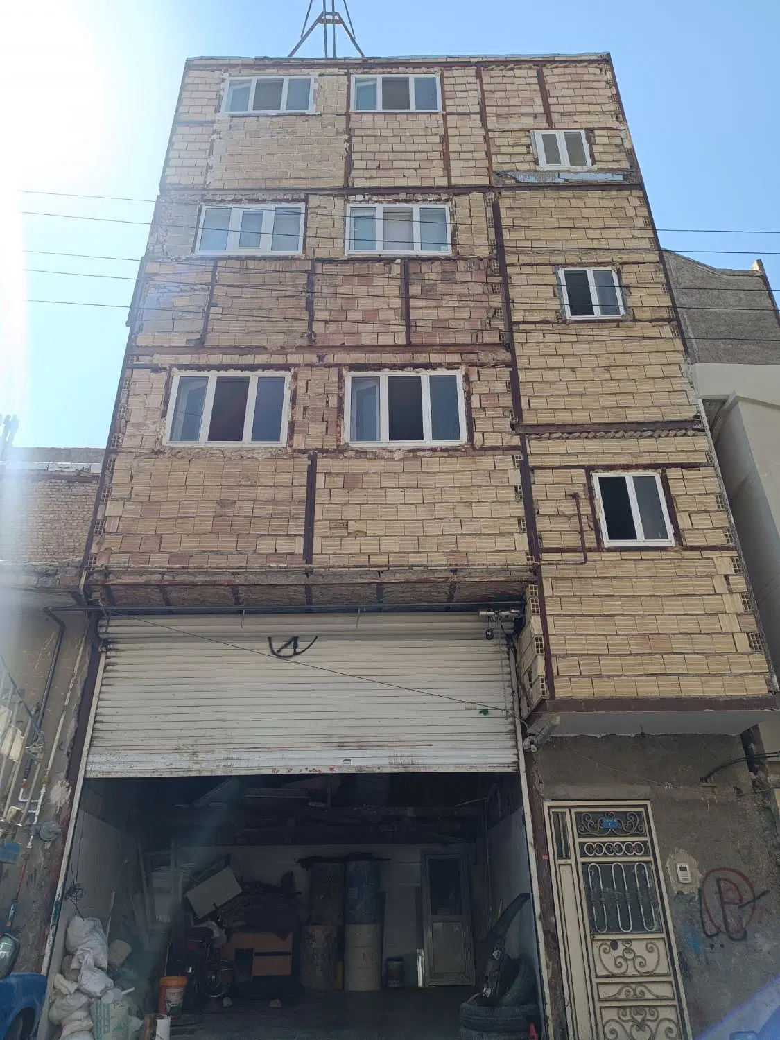 کوثر شرقی میدان پاس