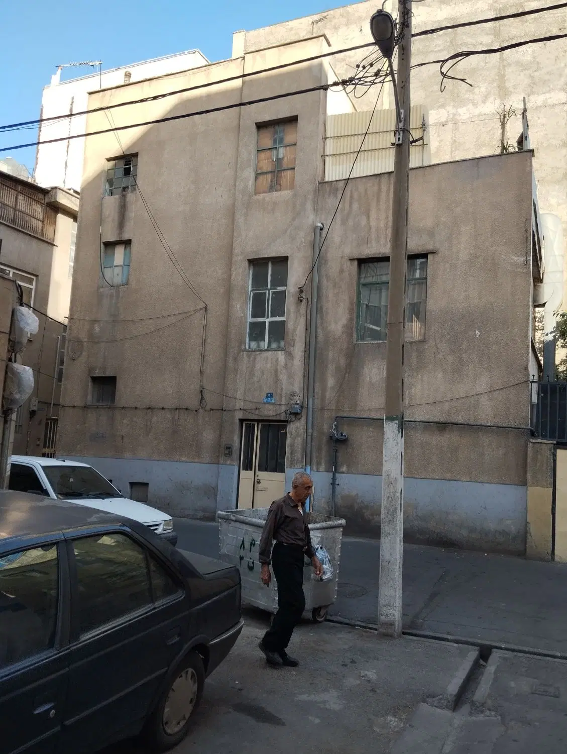 76متر ملک کلنگی قابل سکونت سبلان