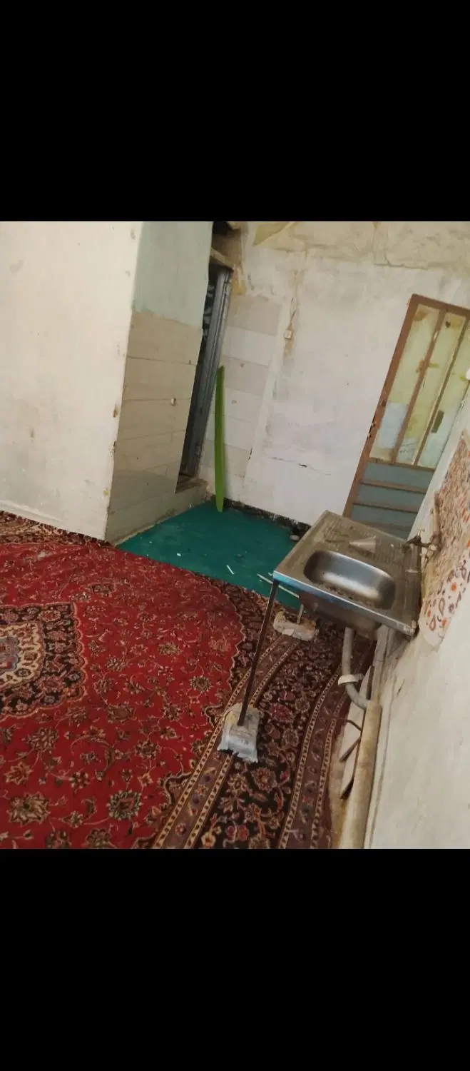 یک اتاق 18متری