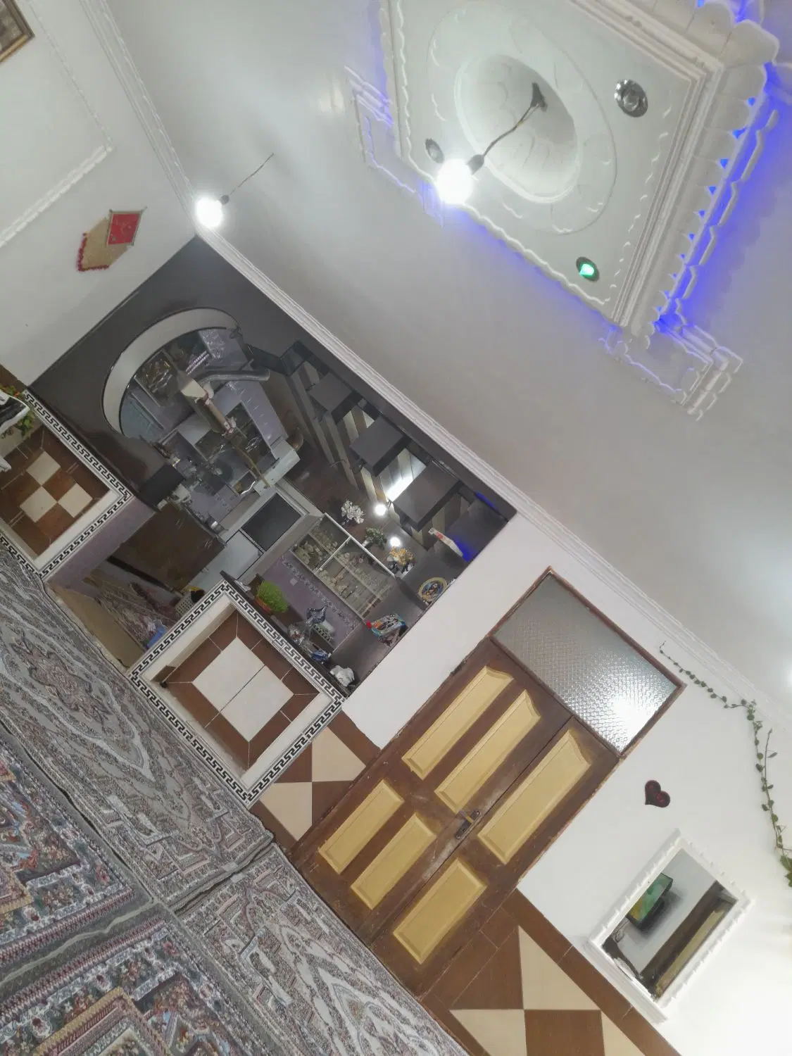 فروش یک منزل مسکونی