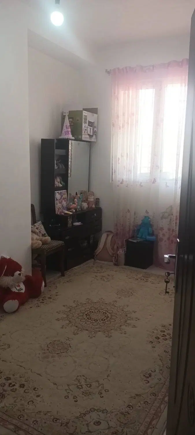 اپارتمان  ۹۰  متری