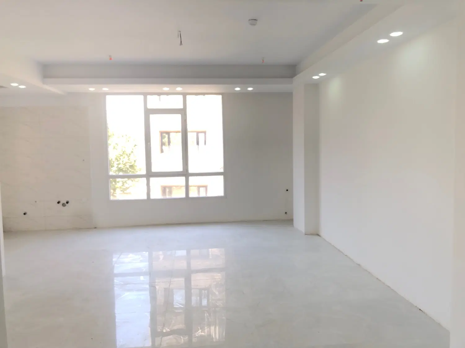 ۶۵متر دو خواب با پارکینگ بَر مظاهری کلید نخورده