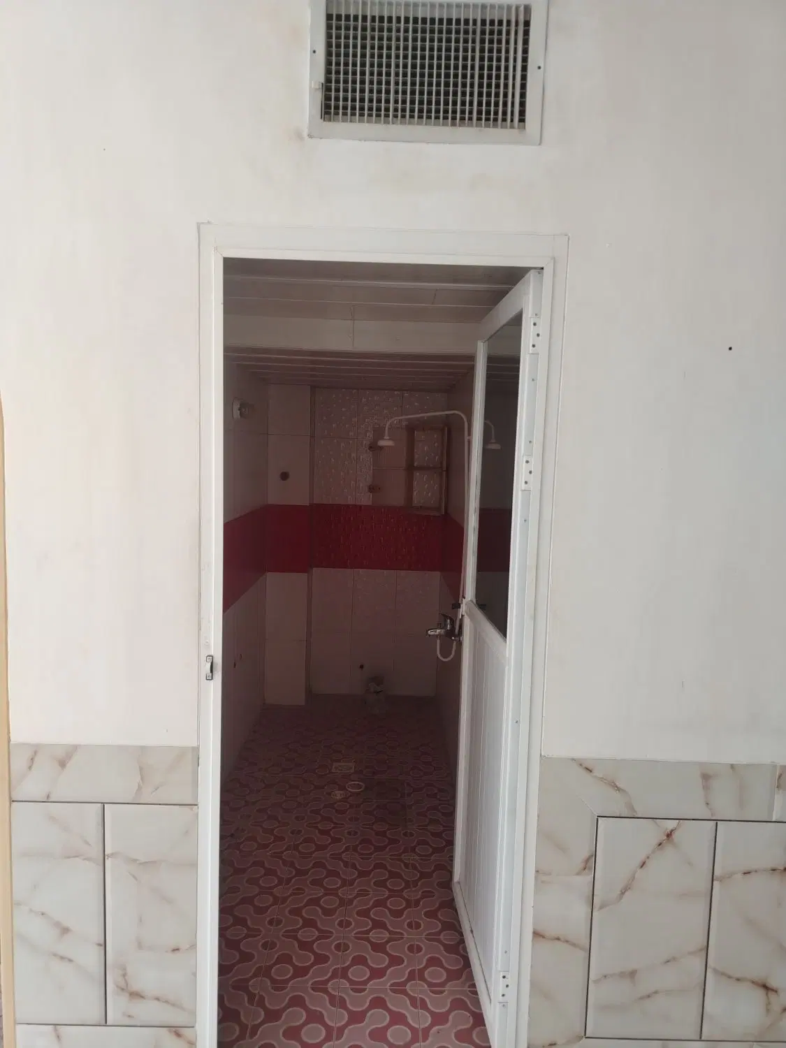 اجاره منزل طبقه اول راهرو مشترک