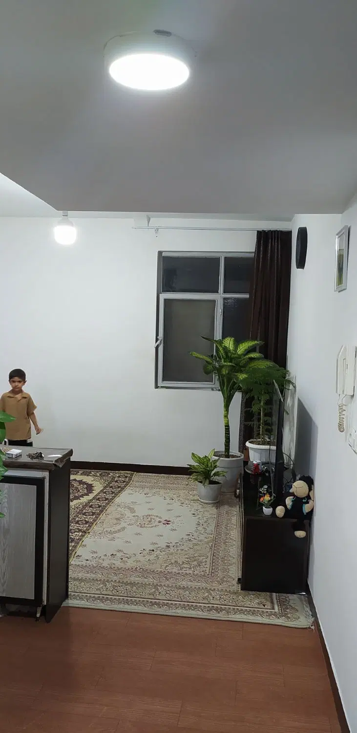آپارتمان تک خواب سرخه