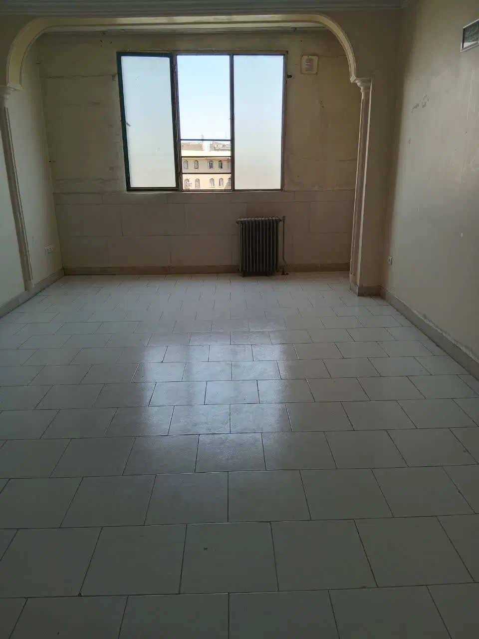 ۵۳مترطبقه سوم تجاری_خیابان گل مریم_کوچه ارکیده