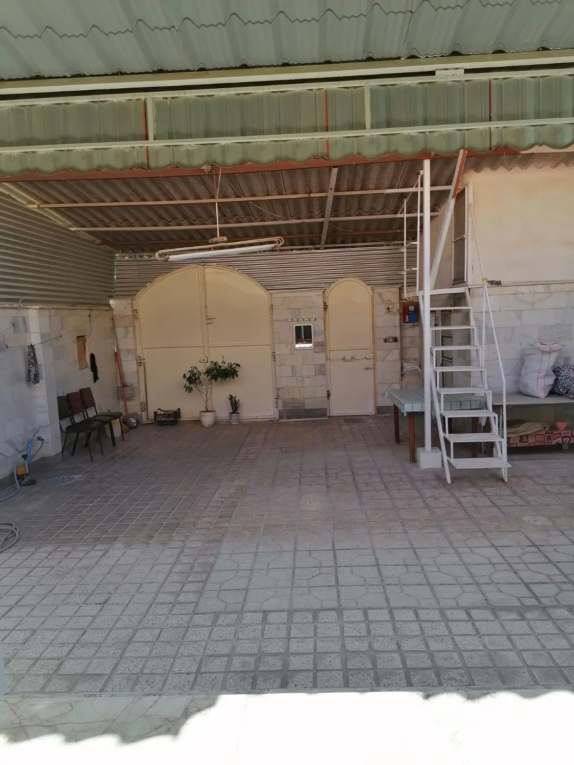 خونه ویلایی فروشی خیابون بهارک