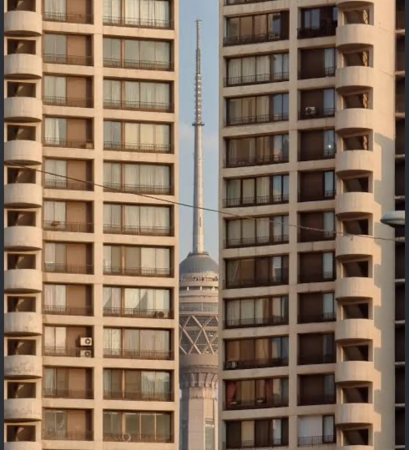 واحد خاص و ویلایی‌مانند در برج شاهگلی شهرک غرب